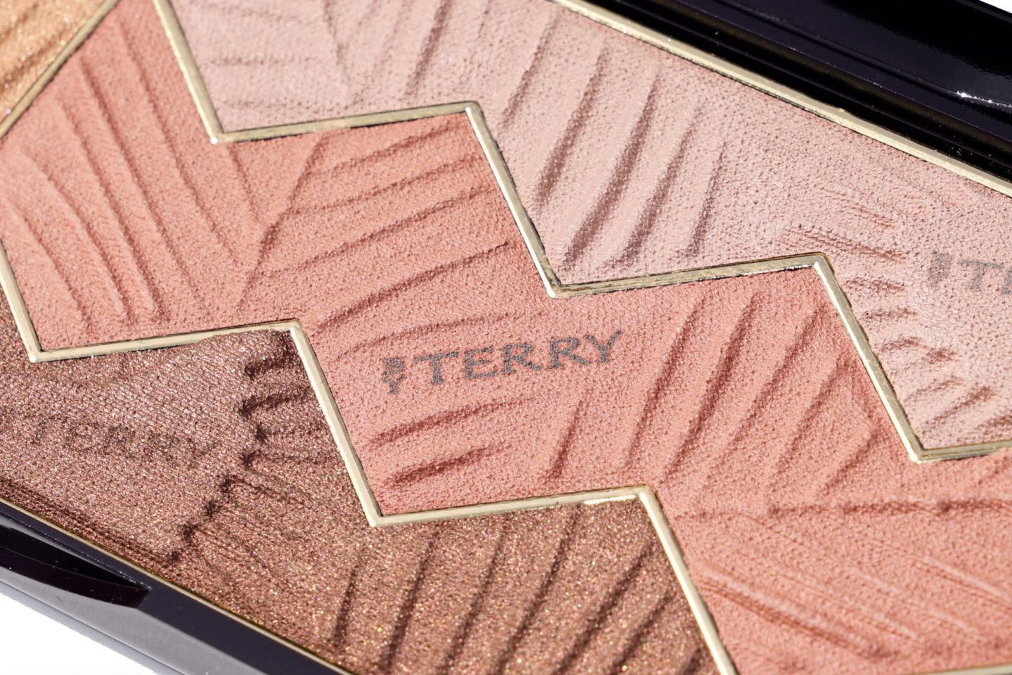By Terry Sun Designer Palette Savannah Love | The Beauty Look Book
