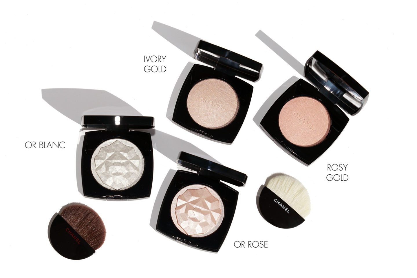Chanel Highlighters Poudre Lumiere in Ivory Gold and Rosy Gold, Le Signe du Lion in Or Blanc and Or Rose Review | The Beauty Look Book