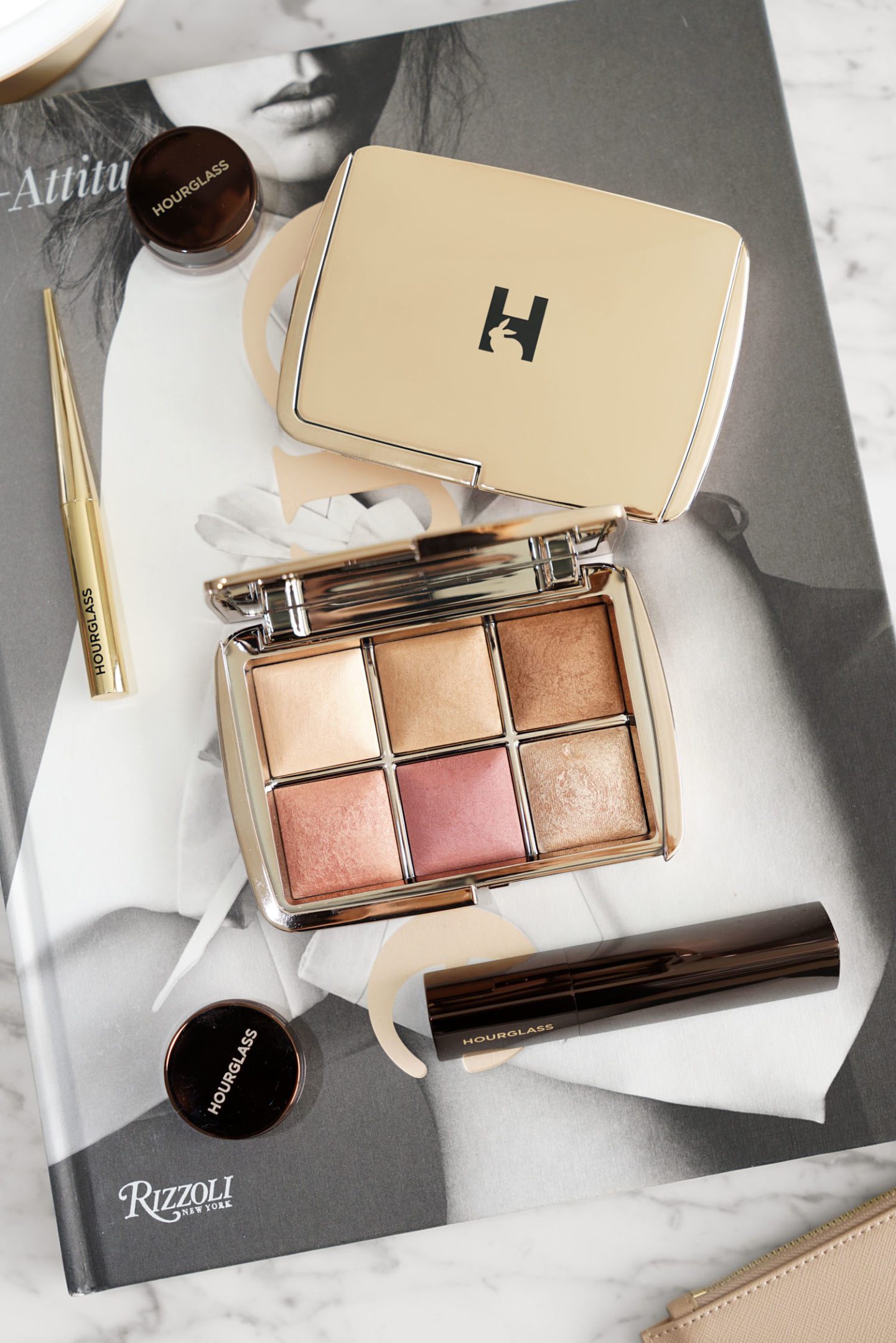Hourglass Unlocked Ambient Lighting Palette Review