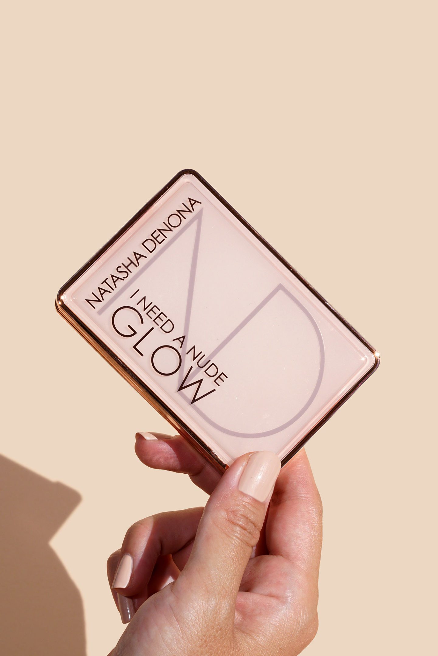 Natasha Denona I Need a Nude Glow Highlighter | The Beauty Look Book